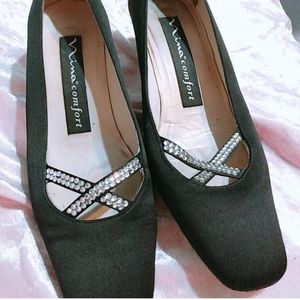 Nina black heels with sliver straps